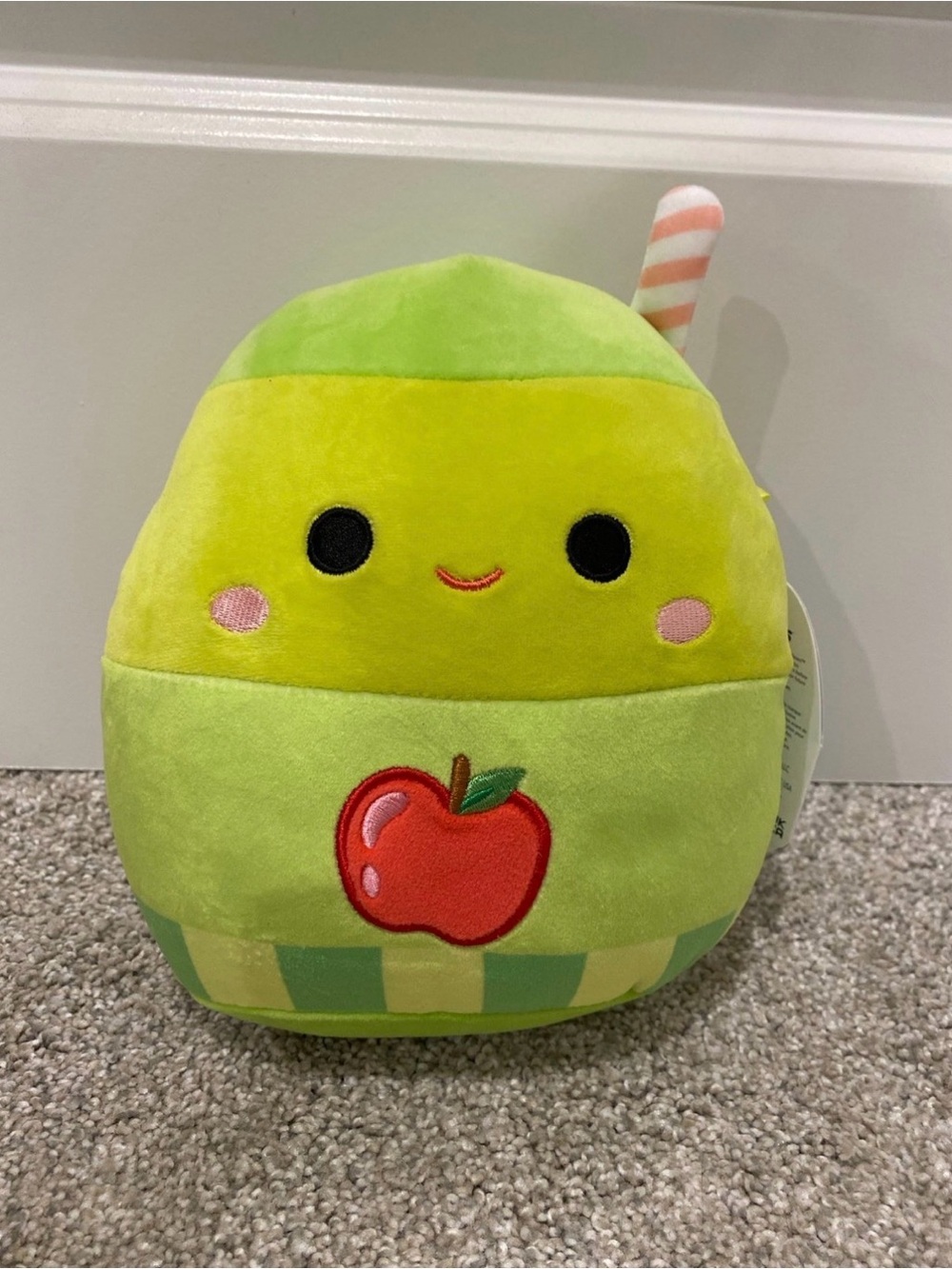 Squishmallows 7.5 in - Jean The Apple Juice Box